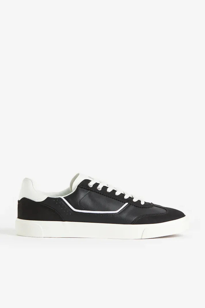 Sneakers - obrazek 2